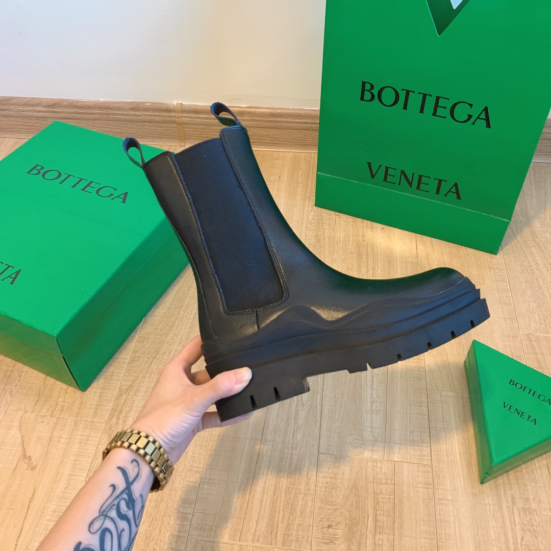 Bottega Venet $82 gallery