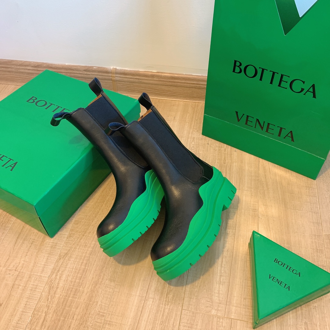 Bottega Venet $82 gallery