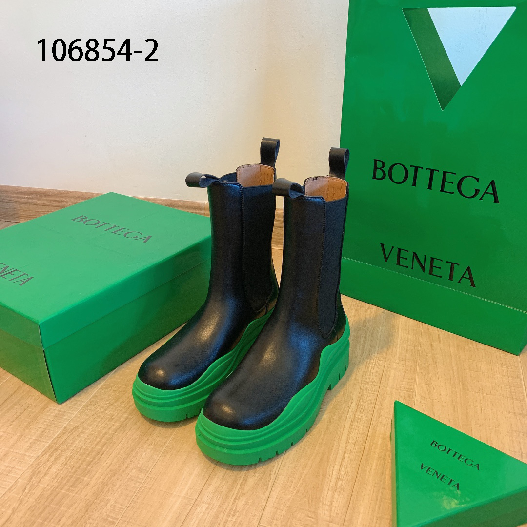 Bottega Venet $82 gallery