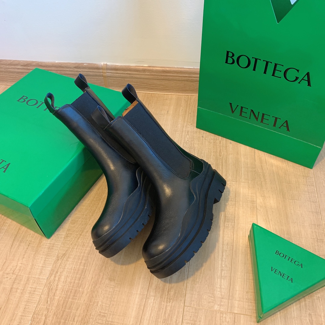 Bottega Venet $82 gallery