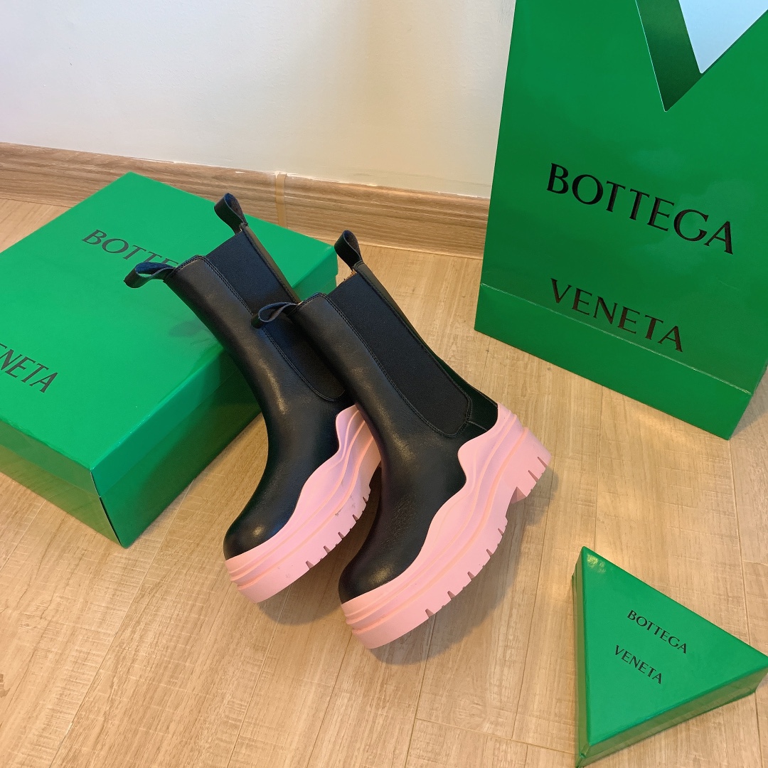 Bottega Venet $82 gallery