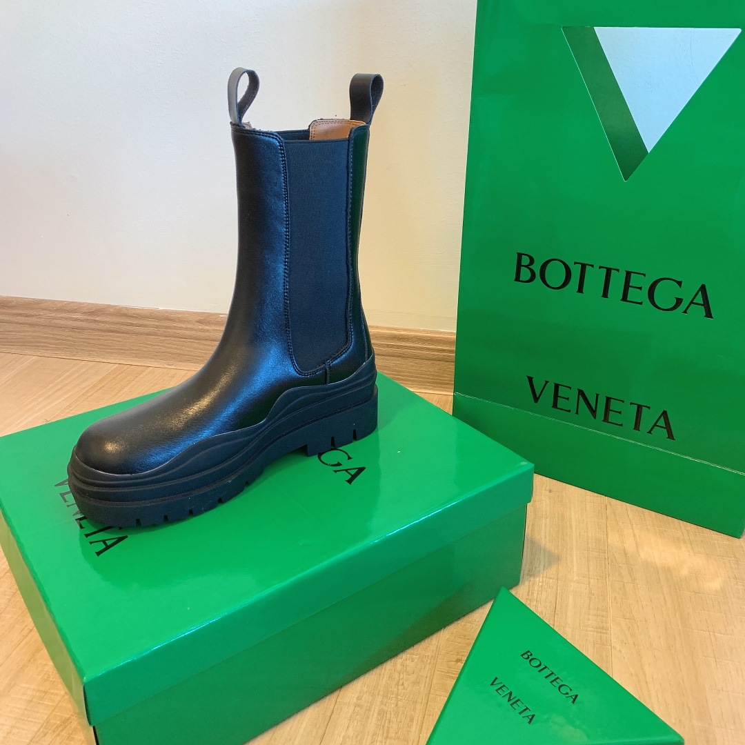 Bottega Venet $82 gallery