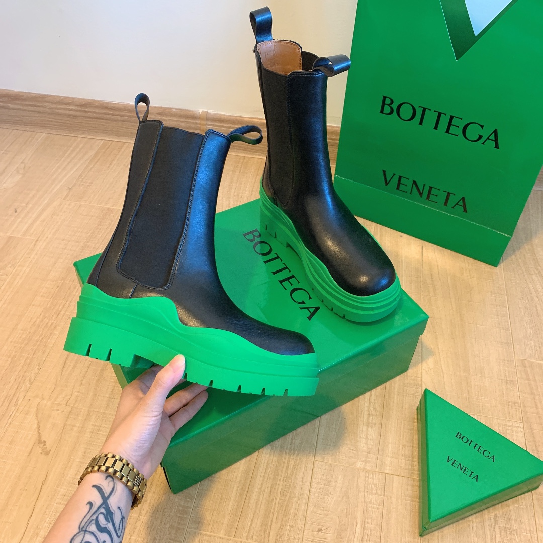 Bottega Venet $82 gallery