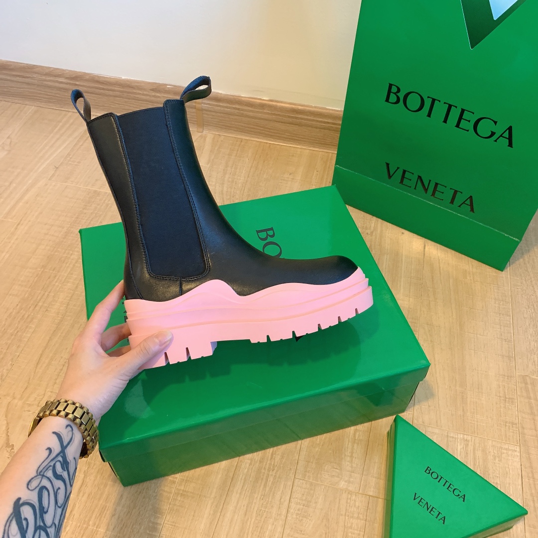 Bottega Venet $82 gallery