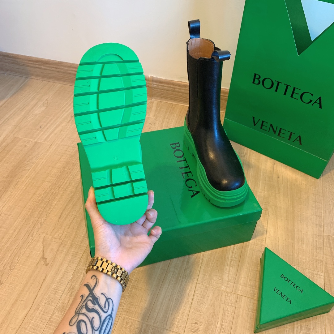 Bottega Venet $82 gallery