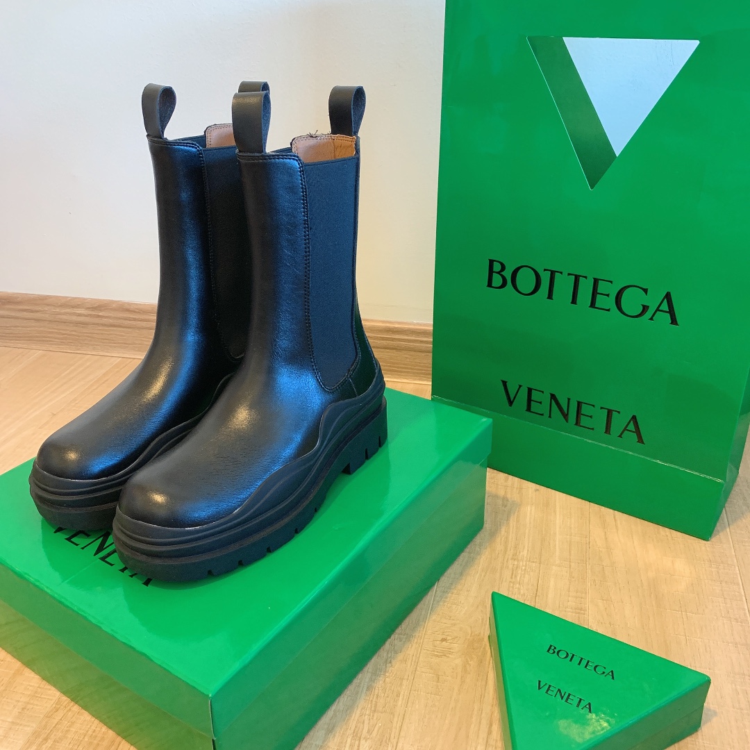 Bottega Venet $82 gallery