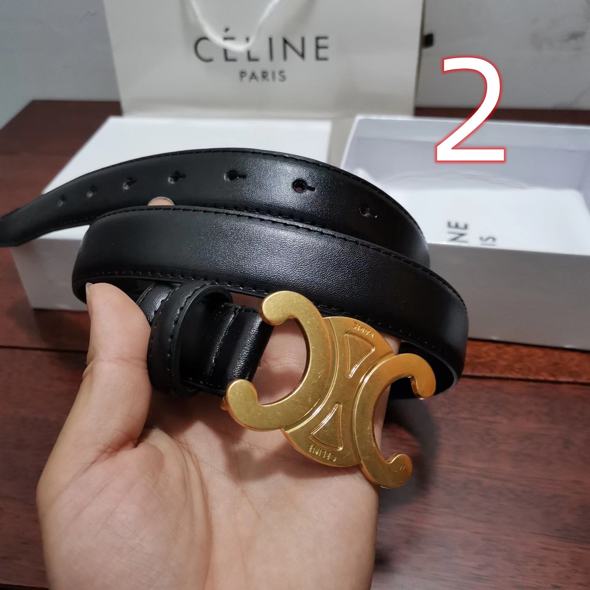 CELINE 20.39$ code 454-6878-R gallery