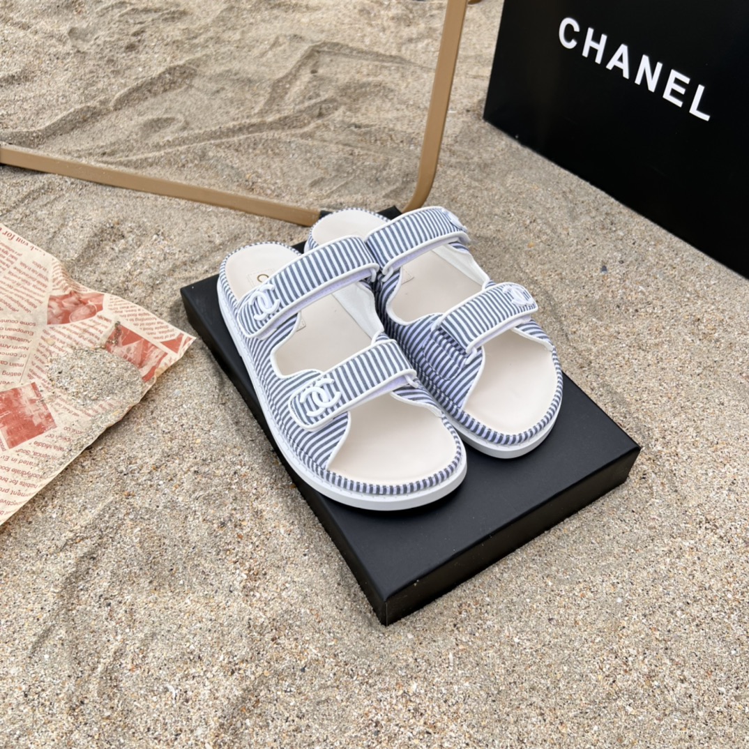 CHANEL  $53.66    code 449-7109-R gallery