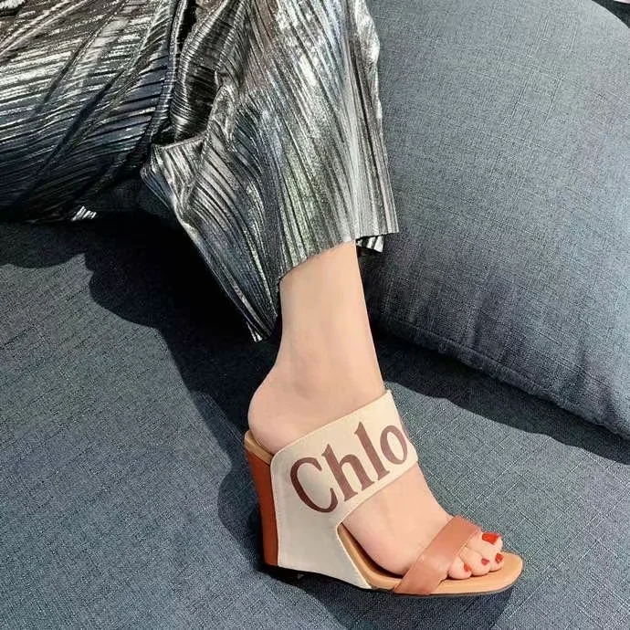 CHLOE $81 gallery