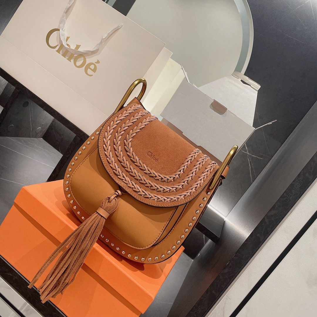 Chloe $82 gallery