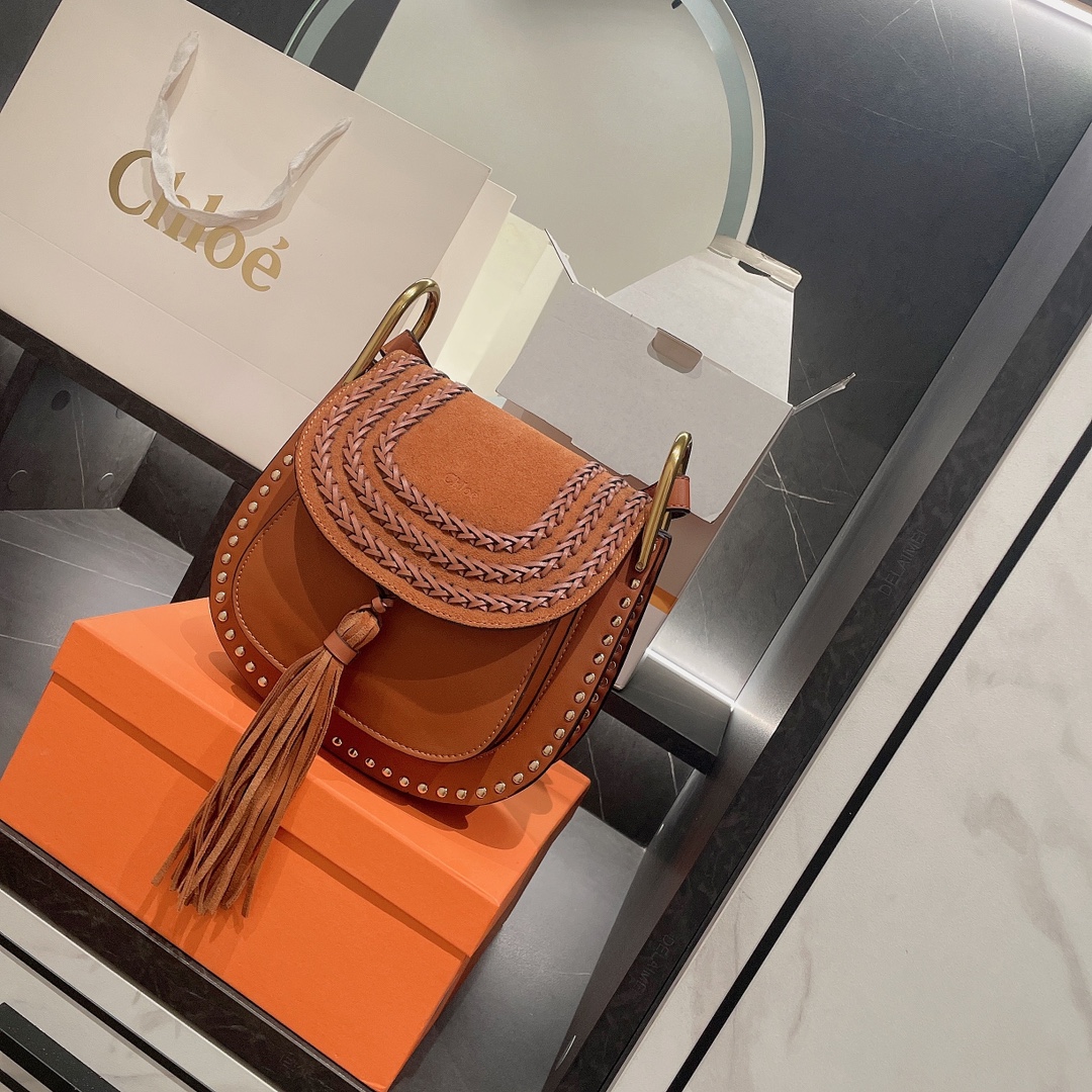 Chloe $82 gallery