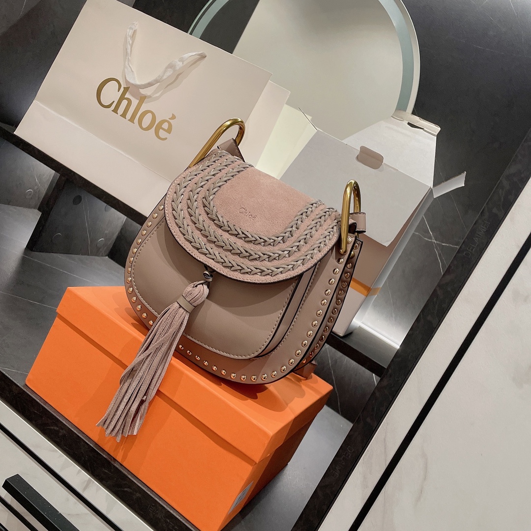 Chloe $82 gallery