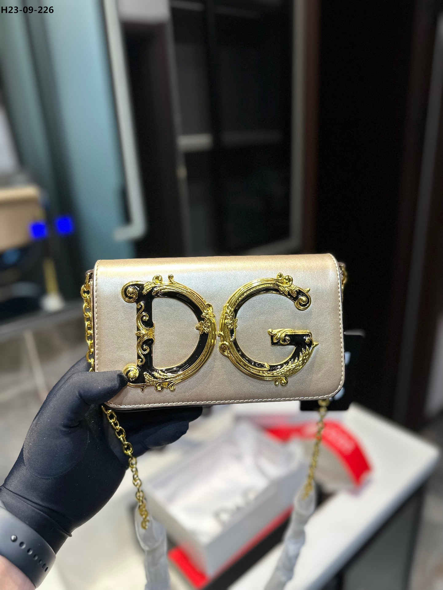 D&G $59 gallery