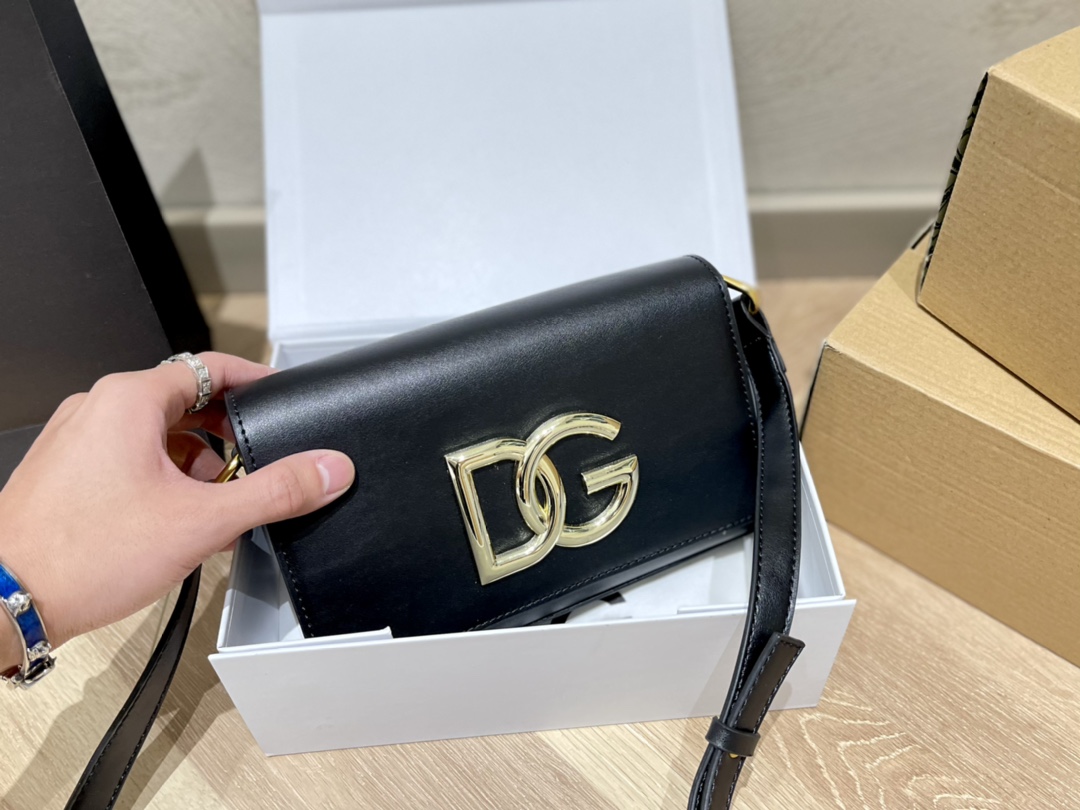 D&G $60 gallery