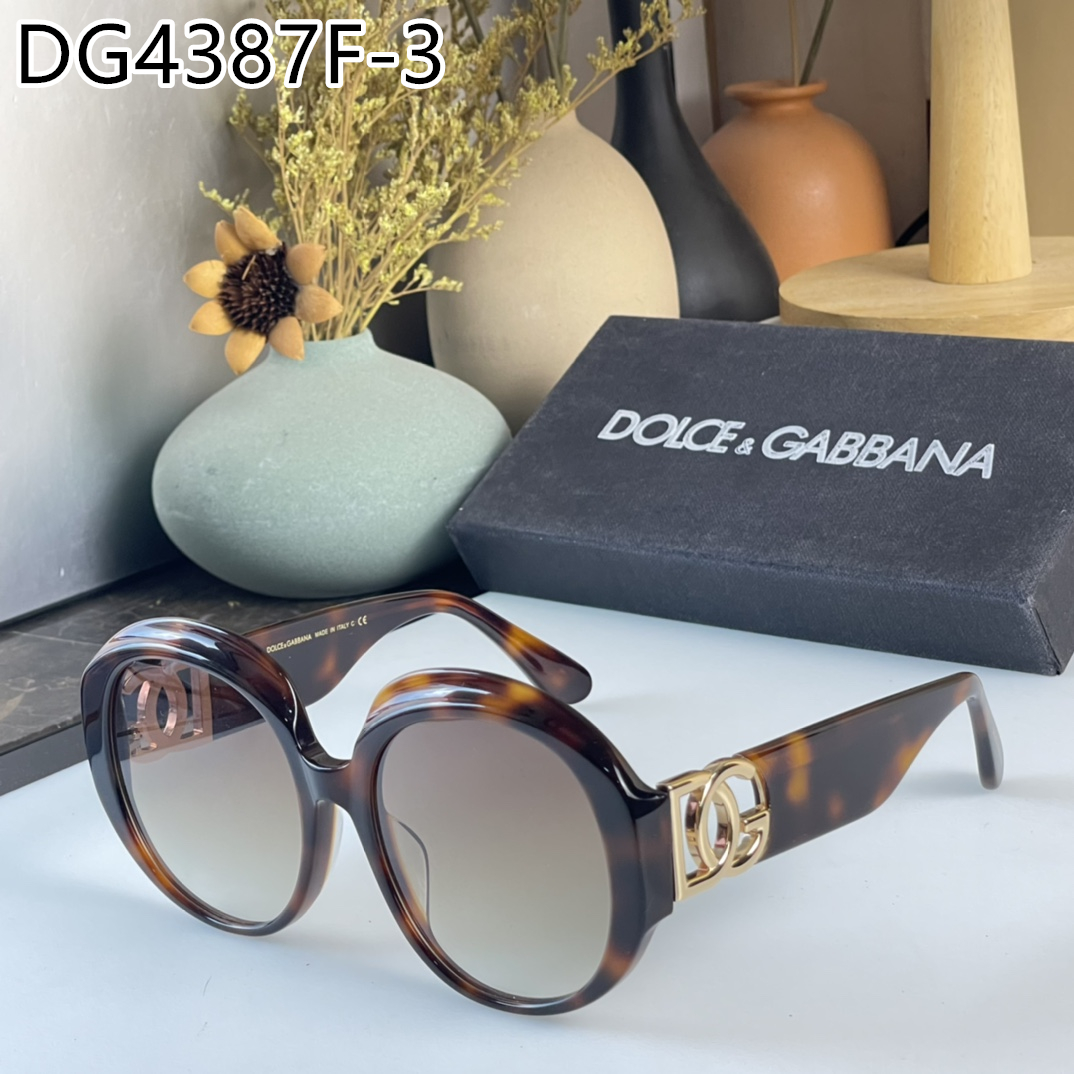 D&G $62 gallery