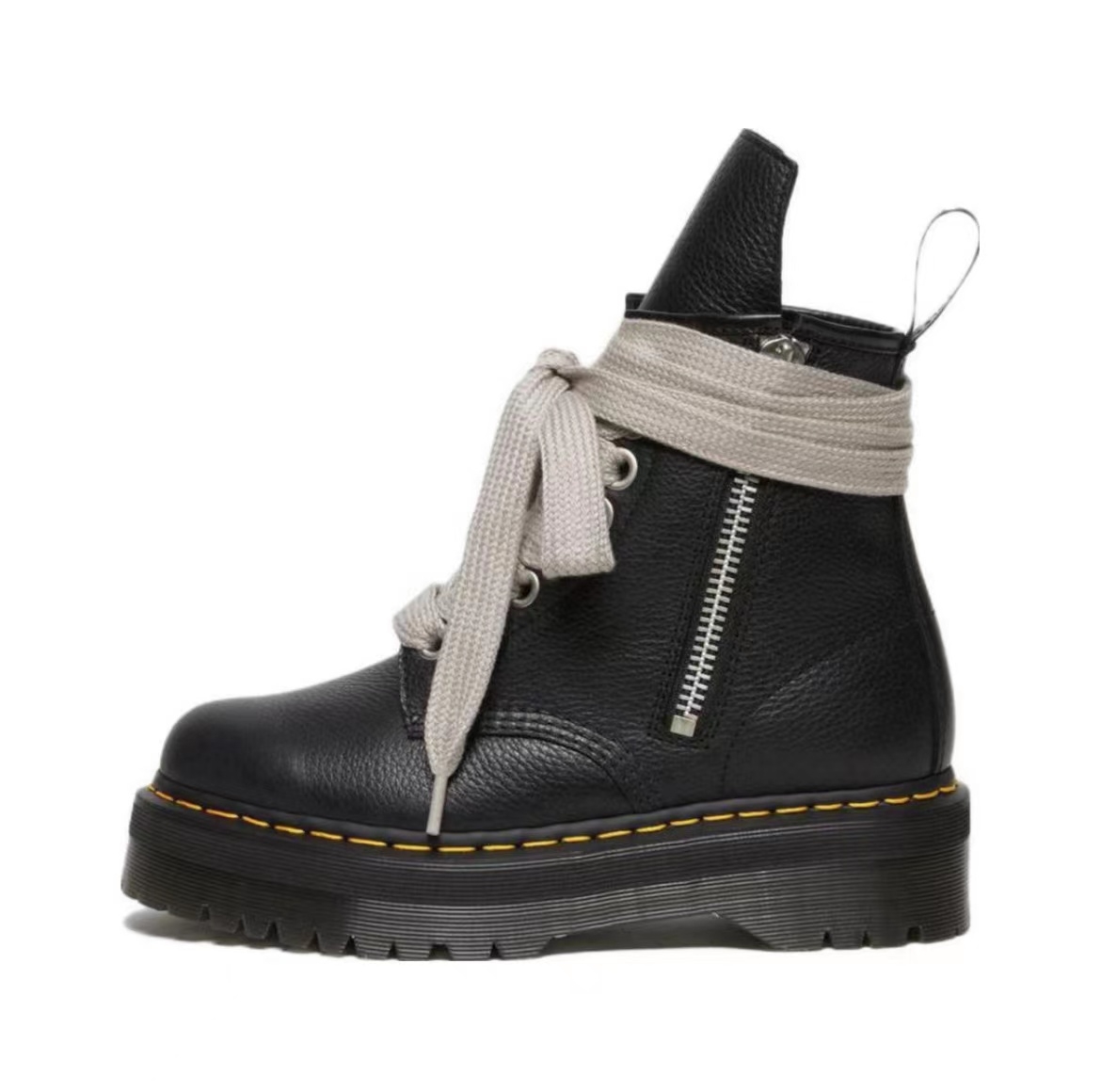 Dr.martens  53.05$    code  244-6819-R gallery