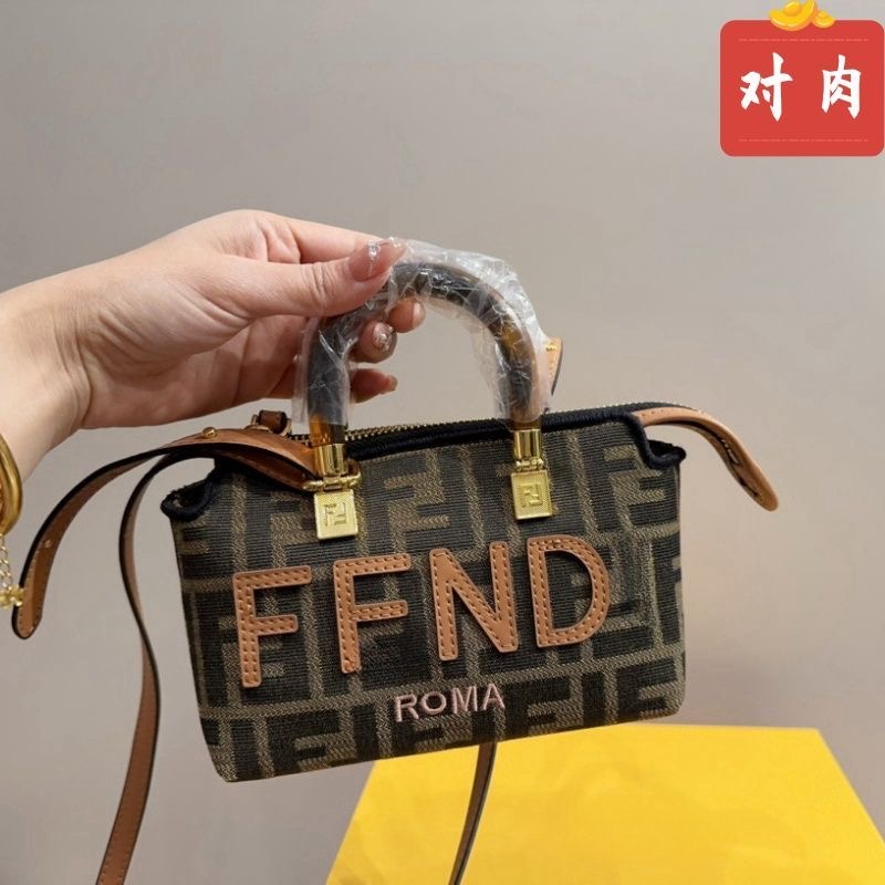 FENDI 55$    10342-T gallery