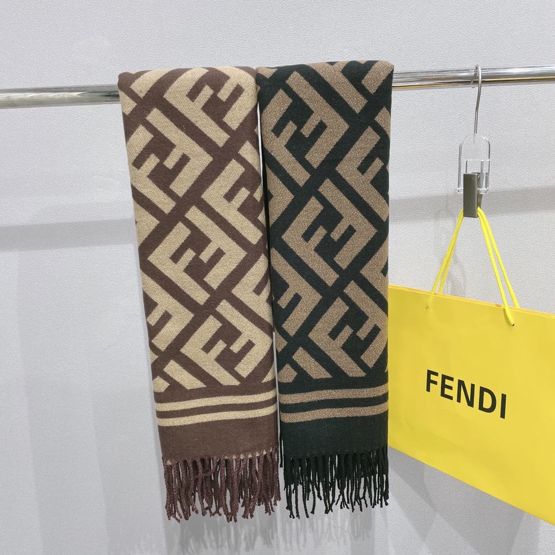 Fendi 20.99$ CODE 391-6194-R gallery