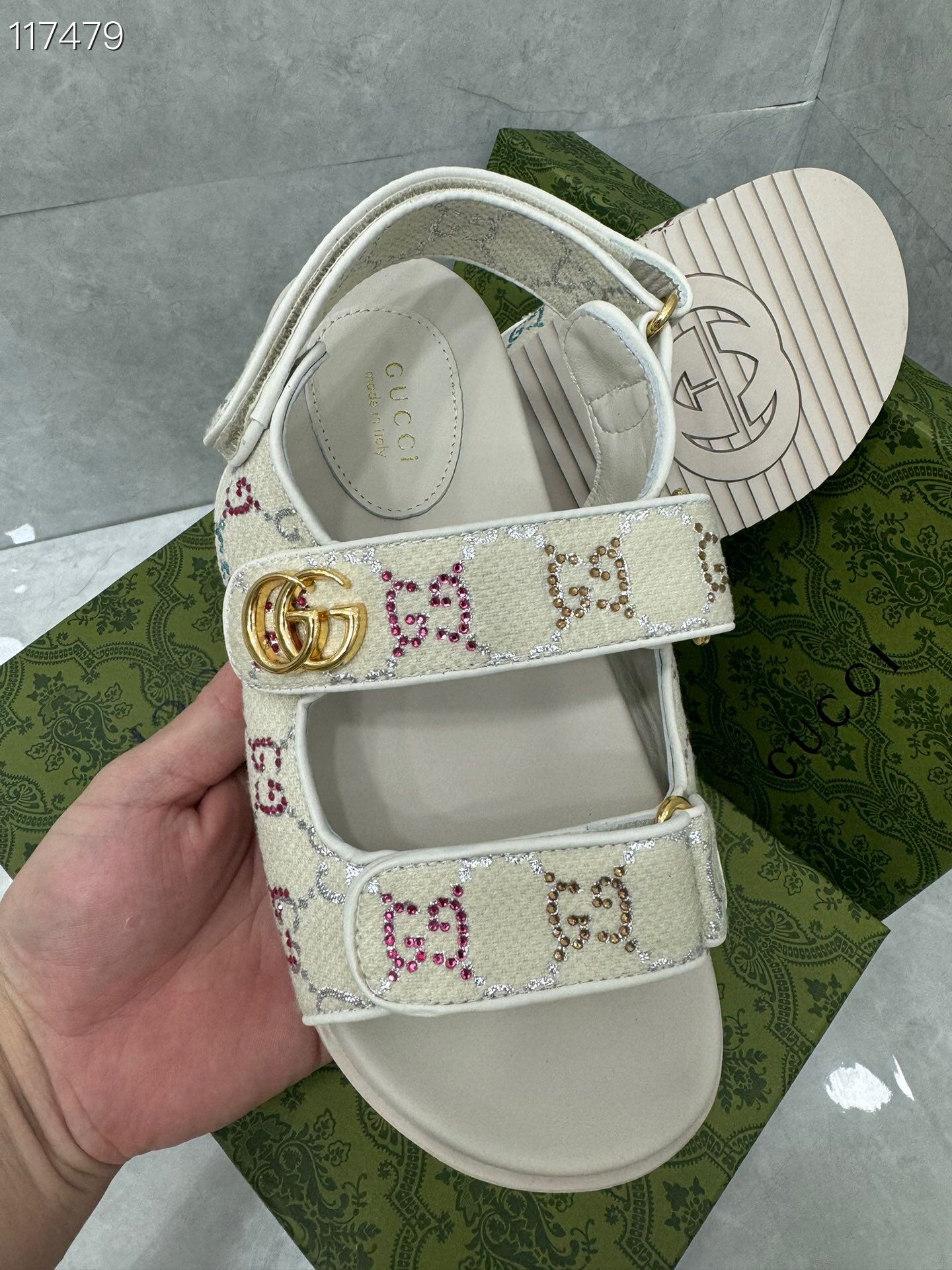 GG $86 gallery