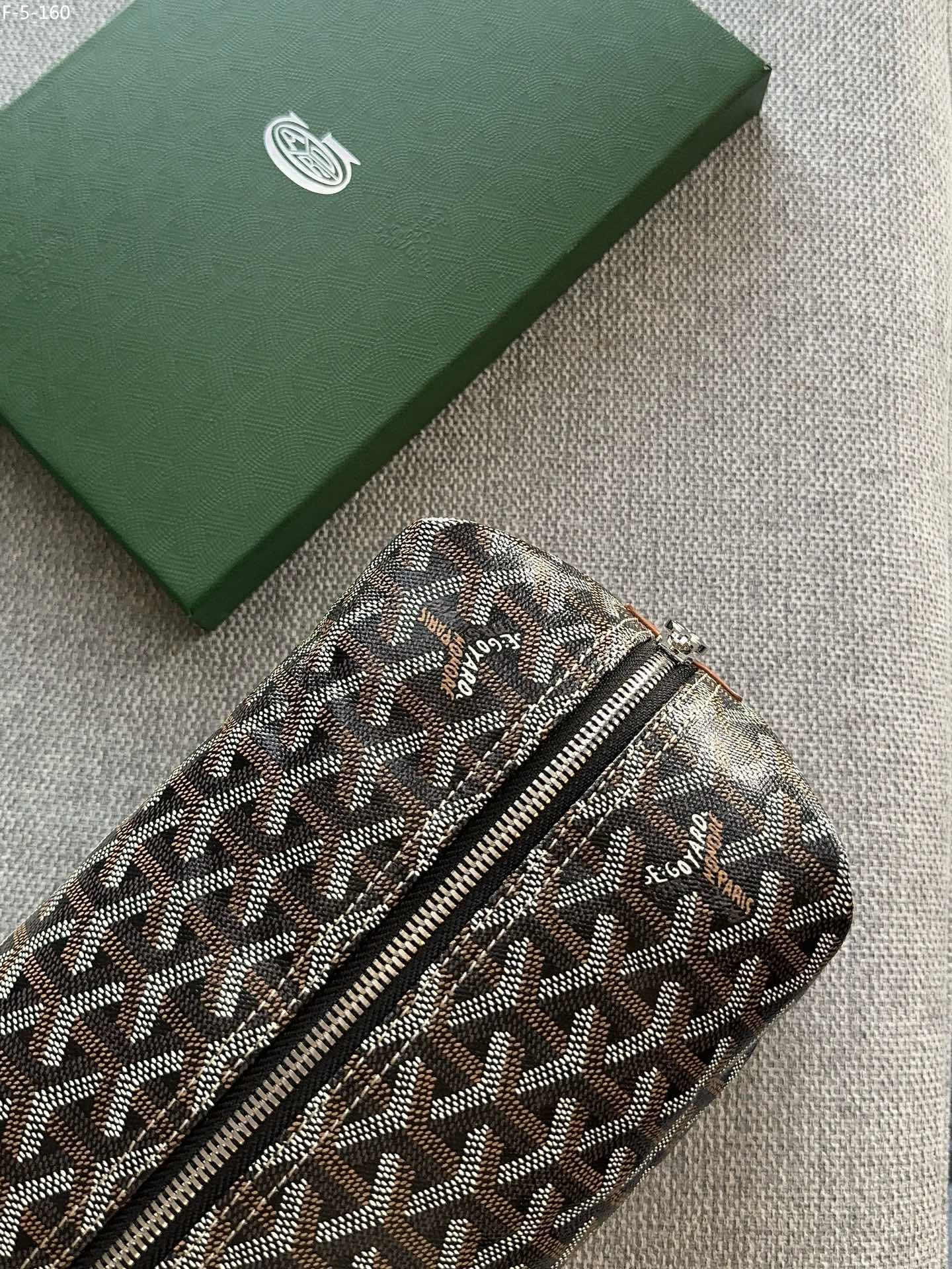 GOYARD $70 gallery