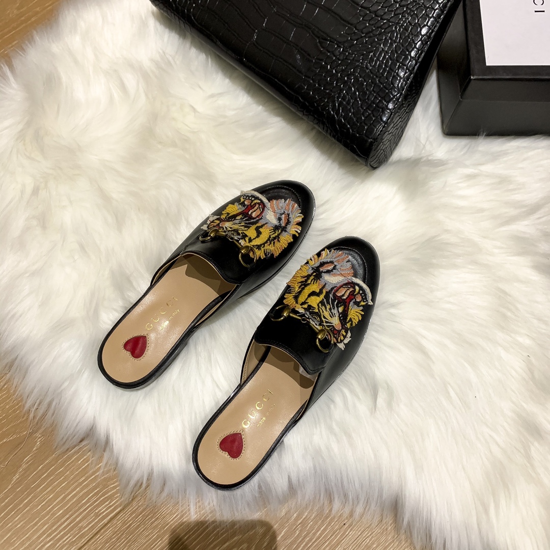 GUCCI 45.26$    code 449-10114-T gallery