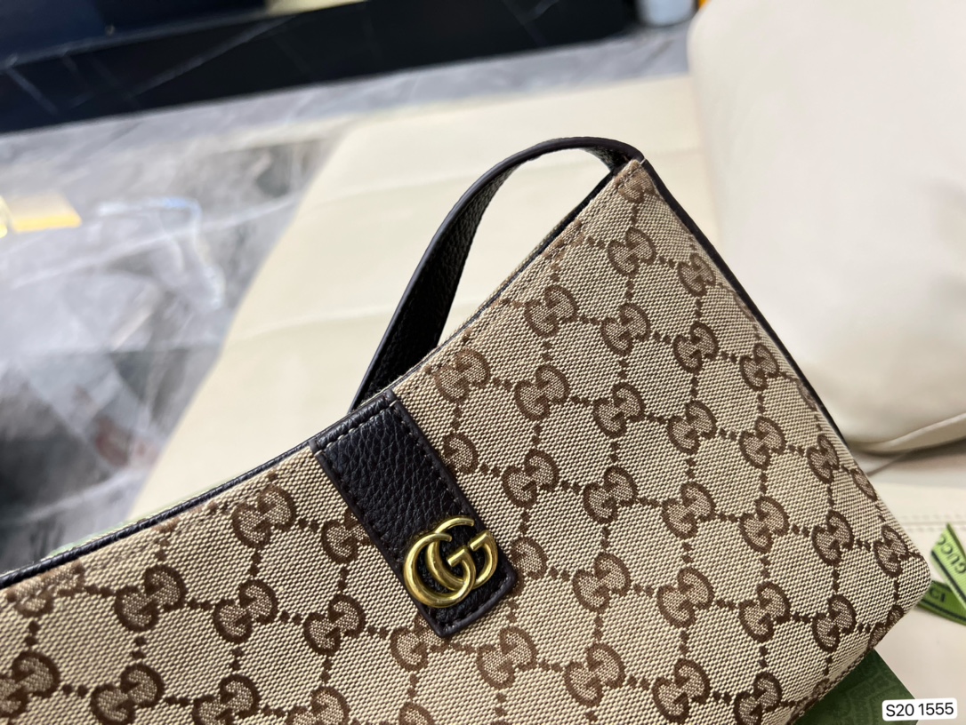 GUCCI 59.99$ CODE 306-6169-R gallery