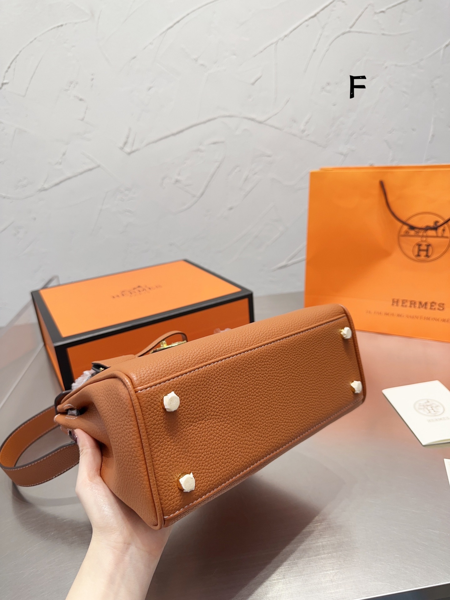 HERMES $75 gallery