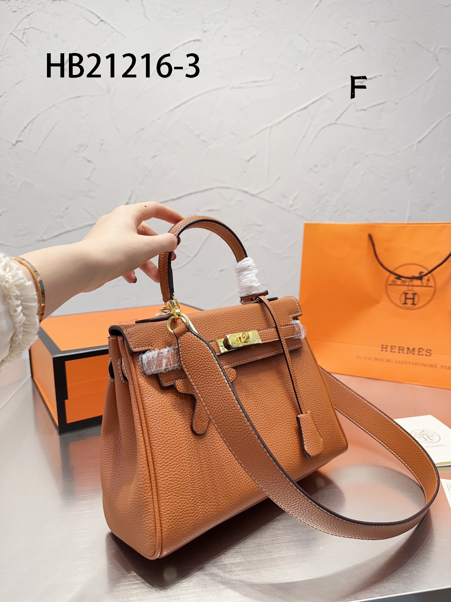 HERMES $75 gallery