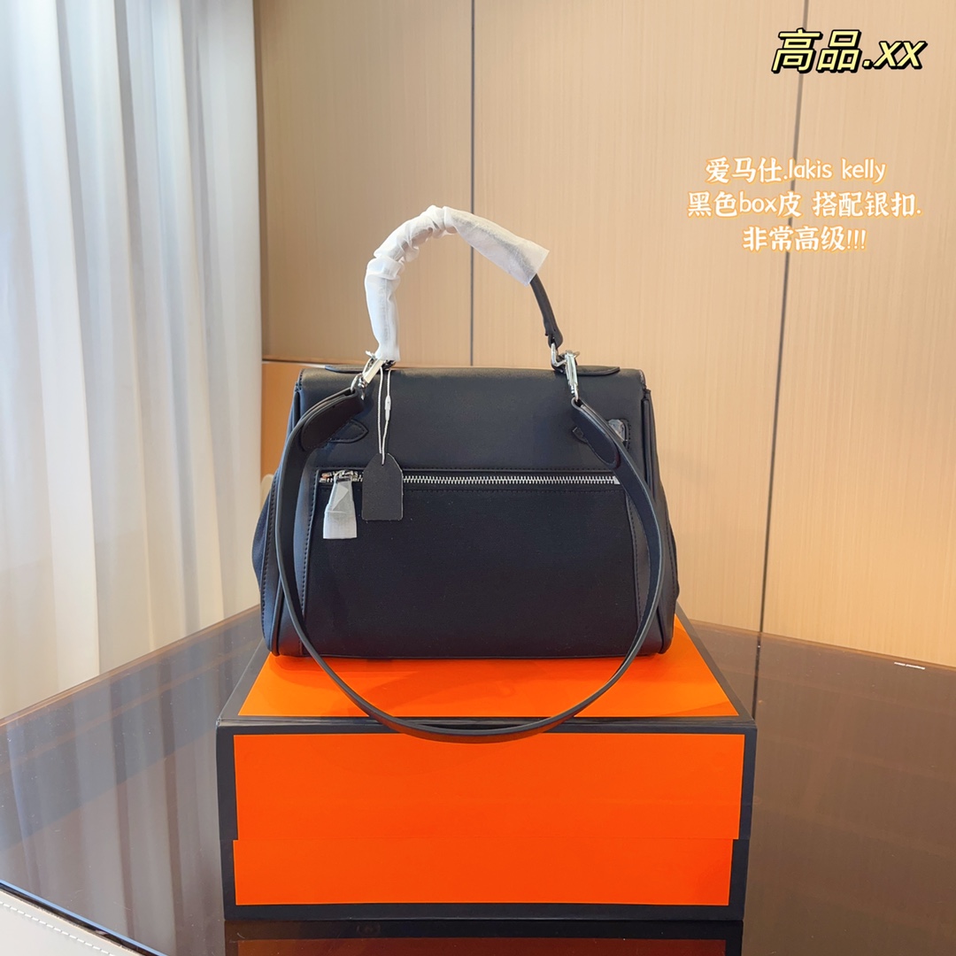 HERMES $92 gallery