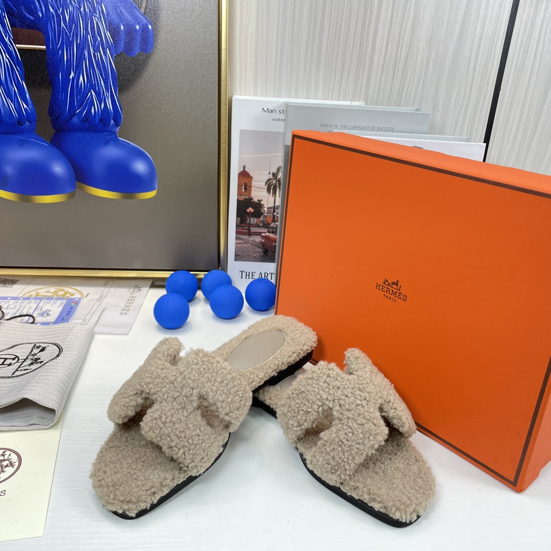 Hermès 36.88$ CODE 449-6139-R gallery