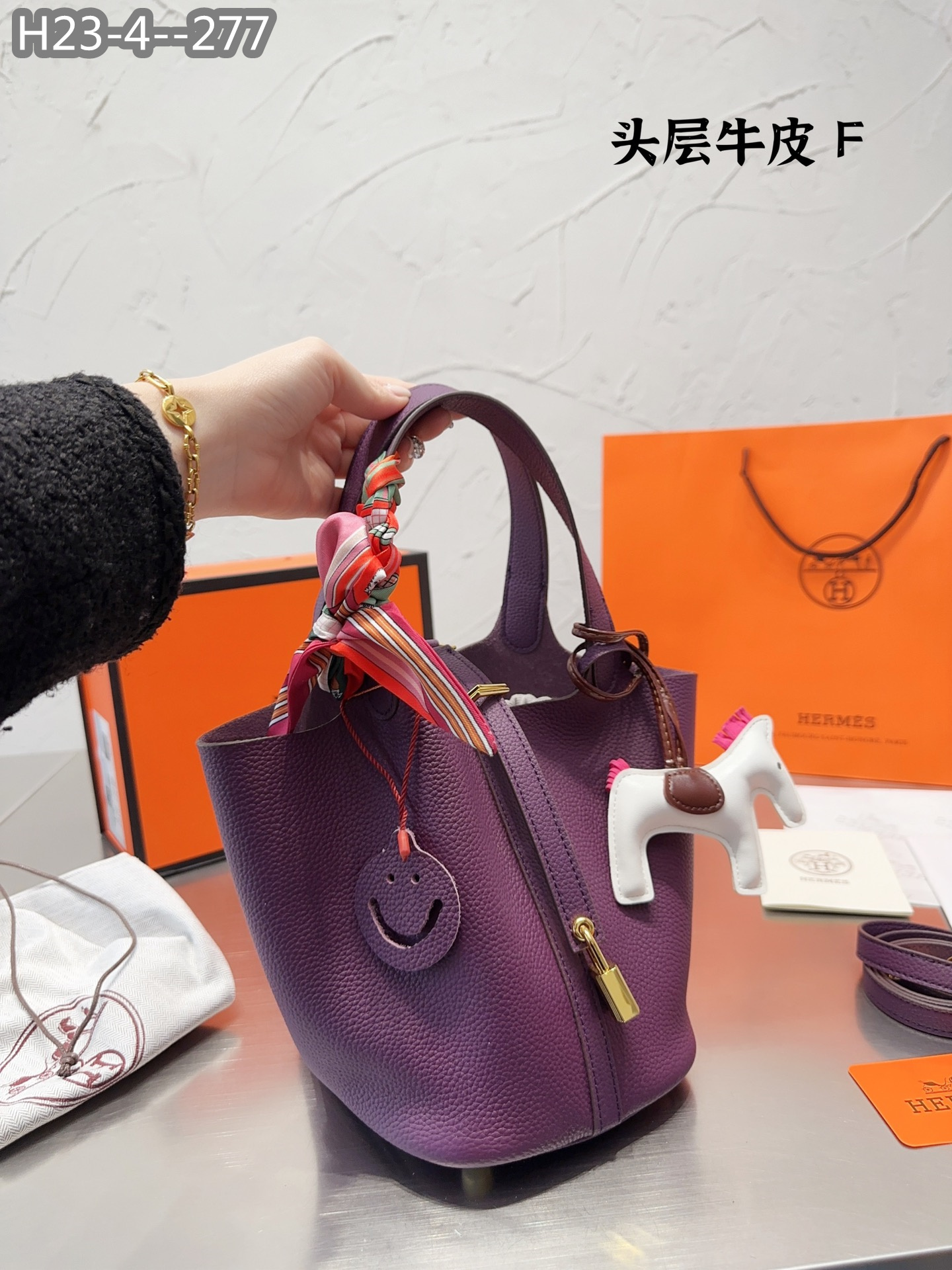 Hermes $83 gallery