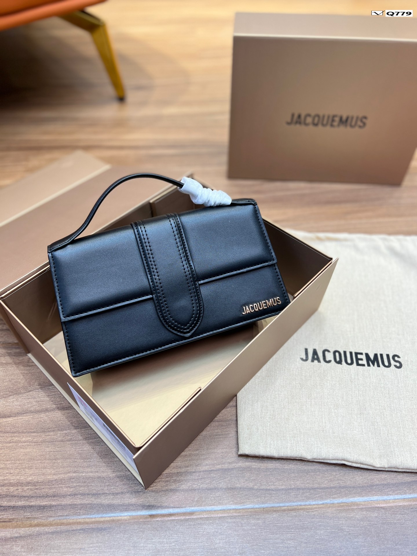 JACQUEMUS $66 gallery