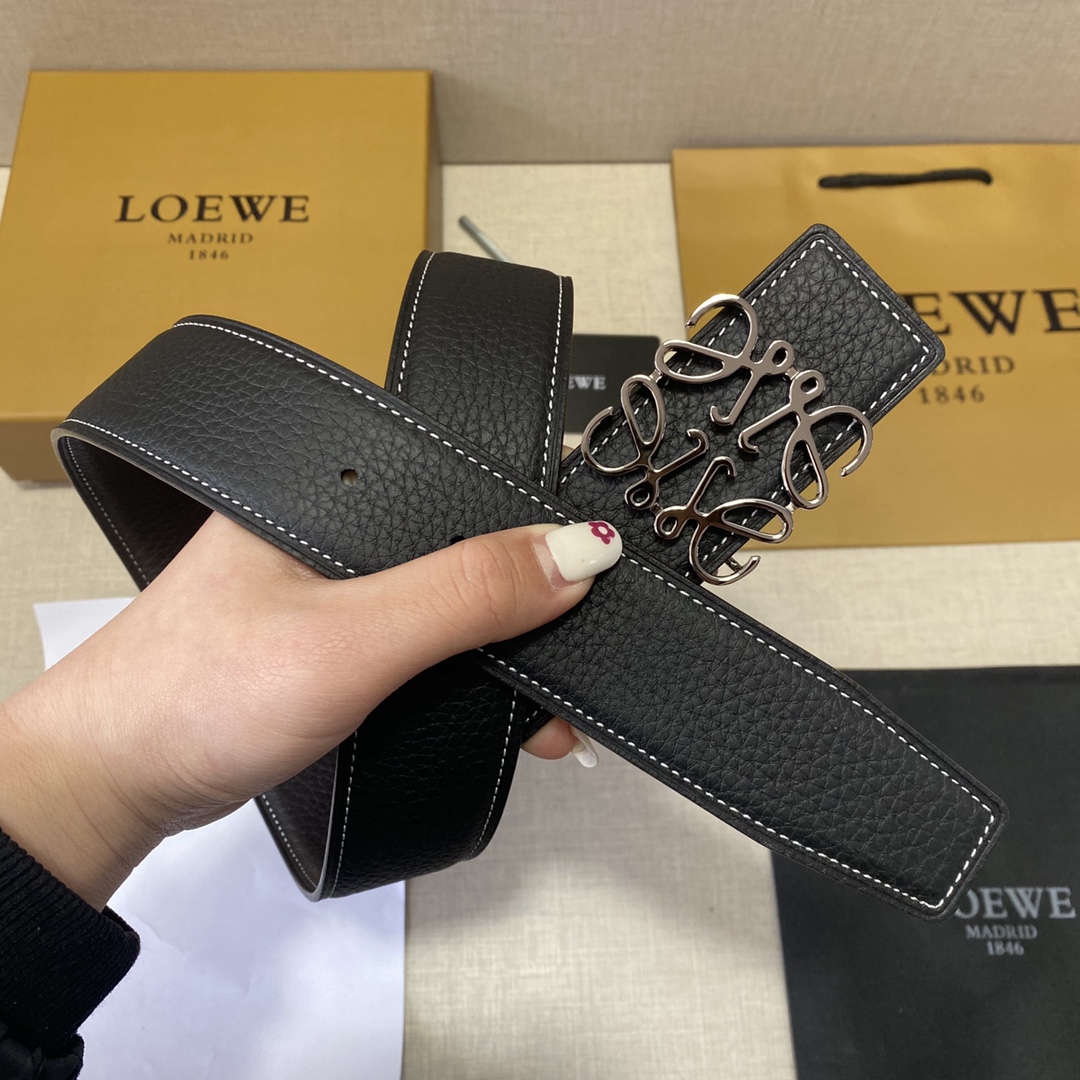 LOEWE $70 gallery