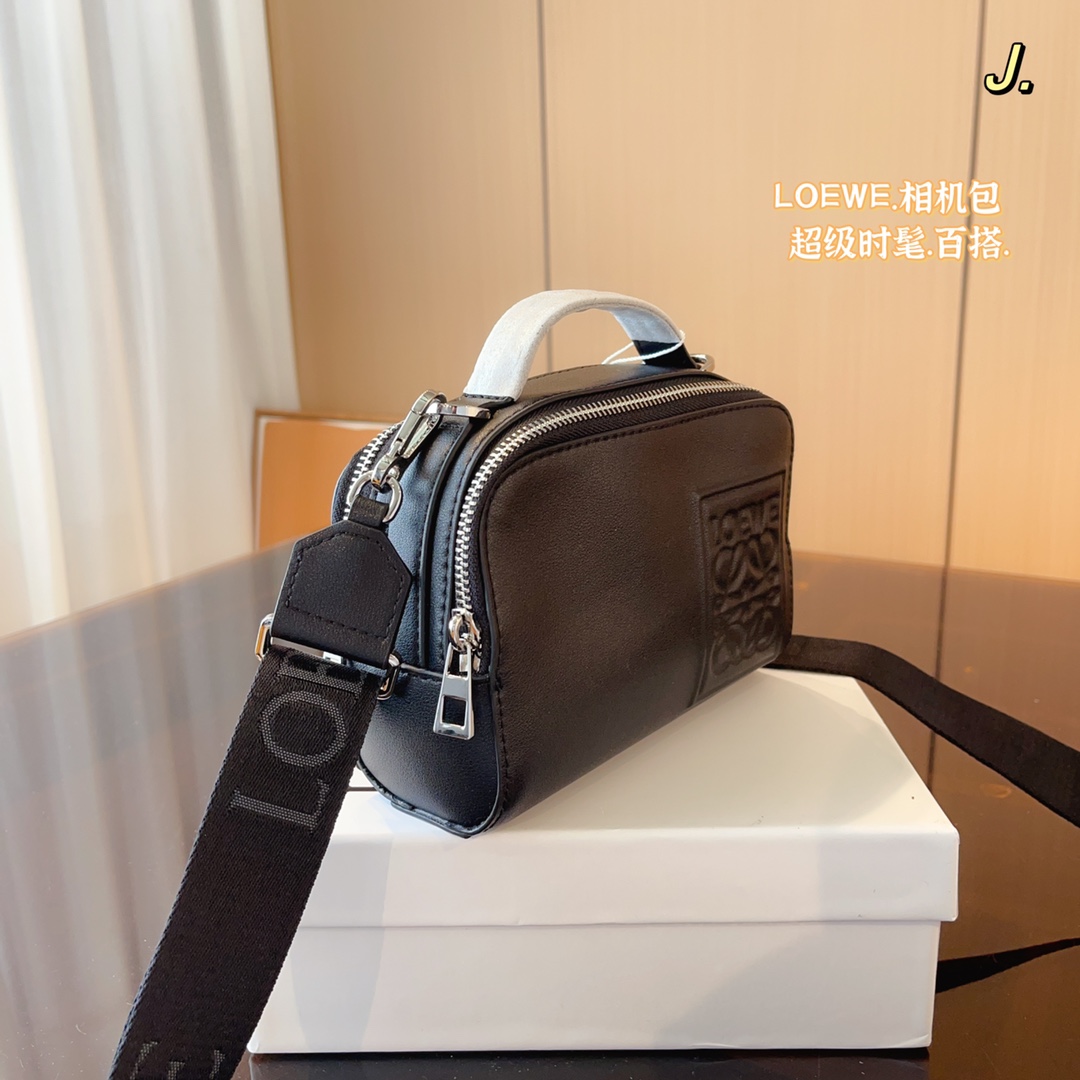 LOEWE $70 gallery