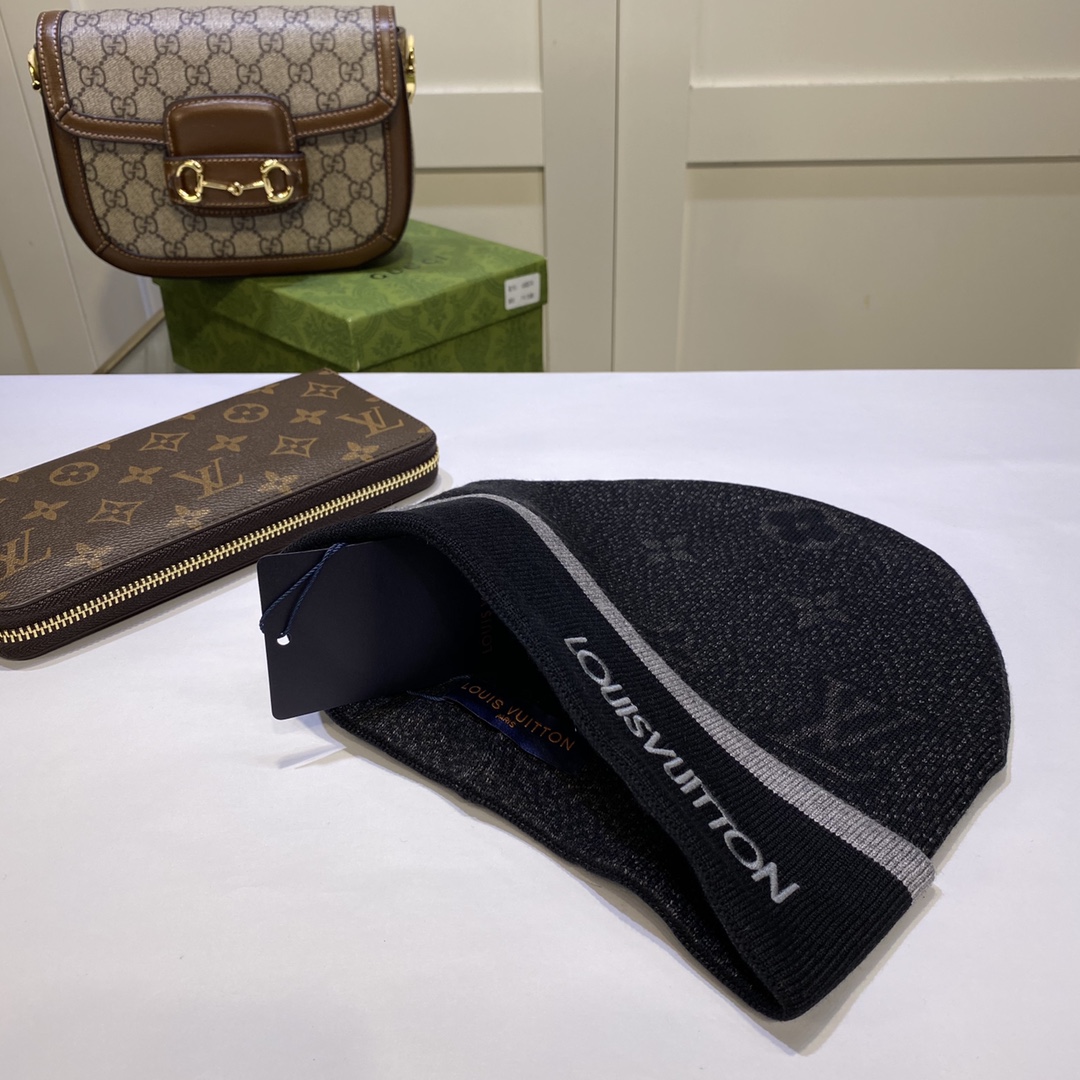 LV 17.99$ CODE 391-6190-R gallery