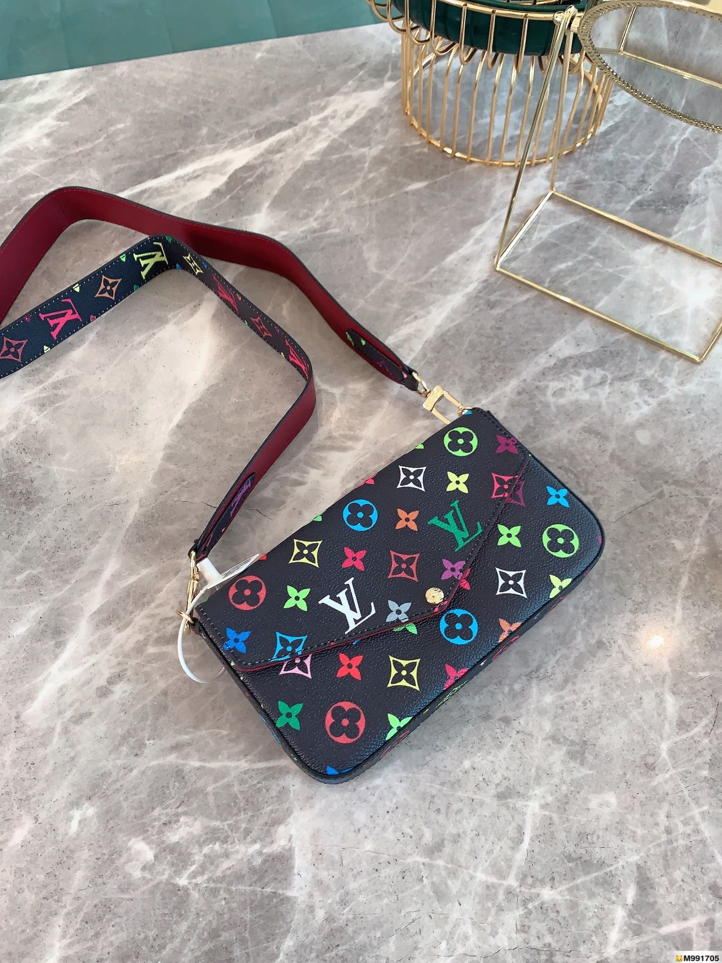 LV $51 gallery