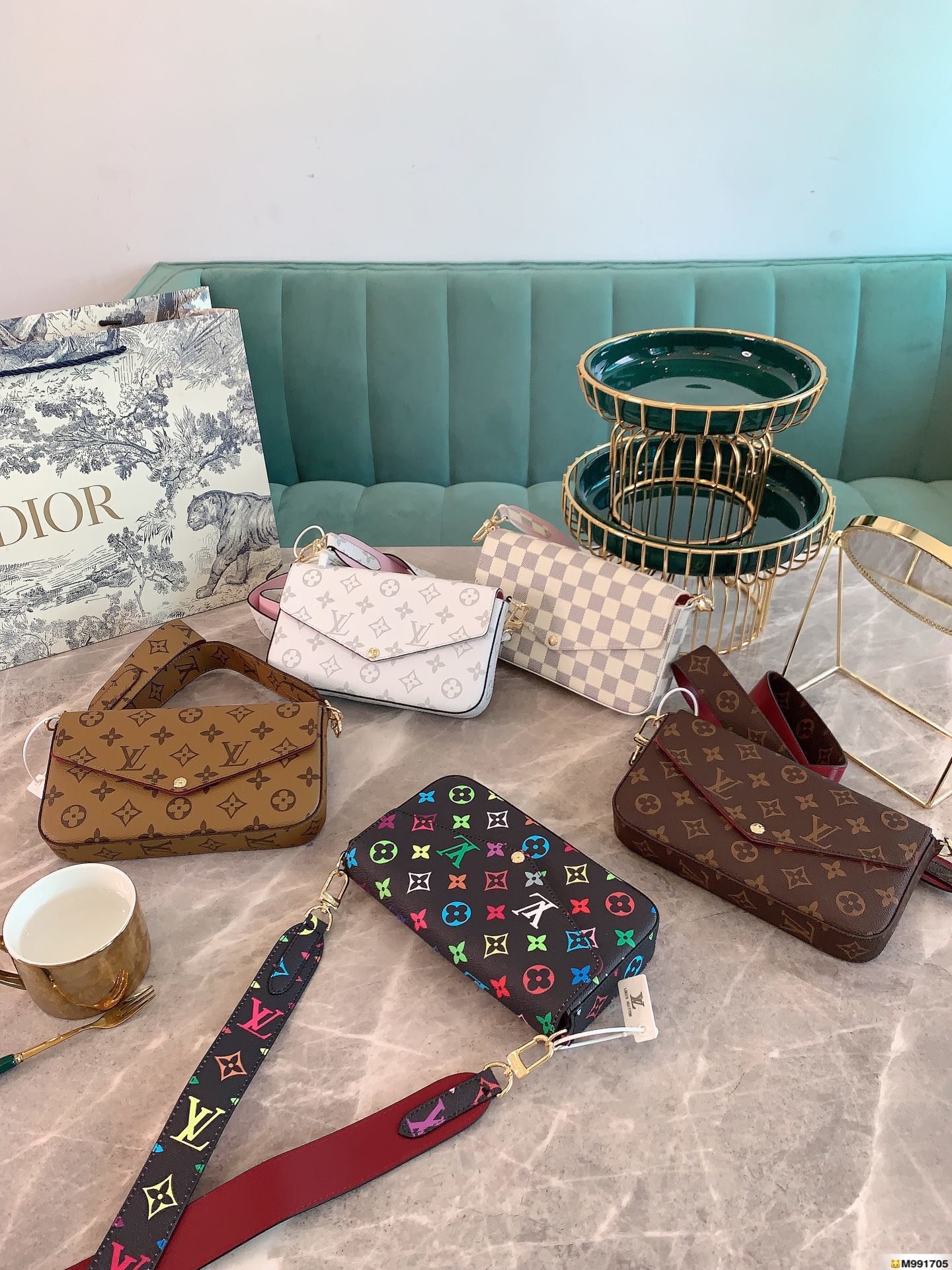 LV $51 gallery