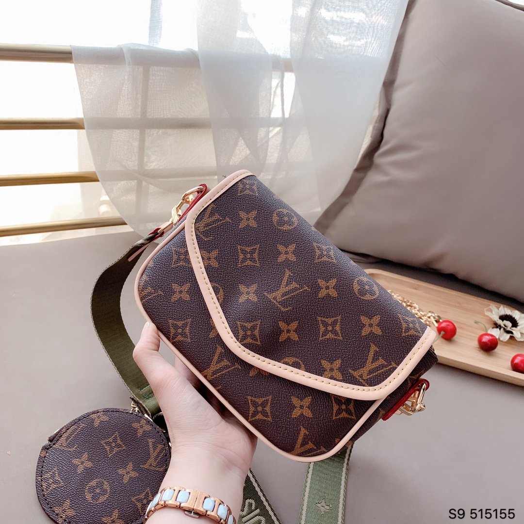 LV $51 gallery