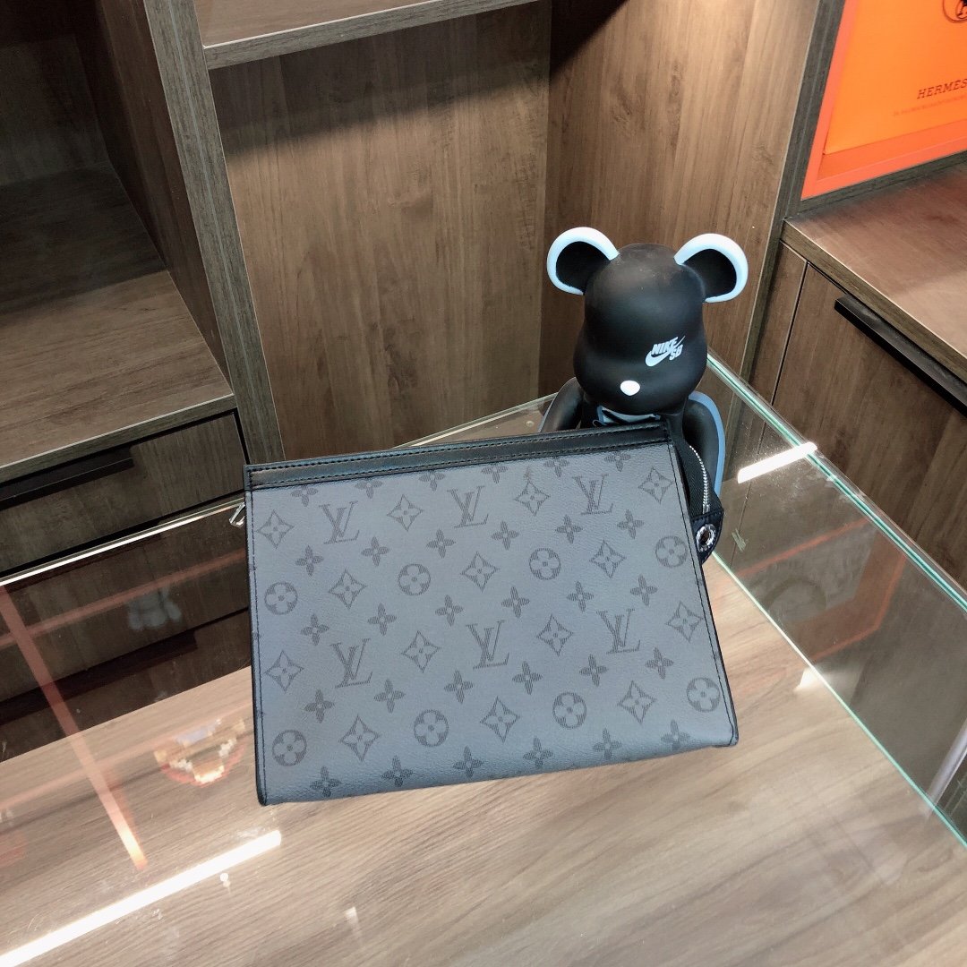 LV $52 gallery