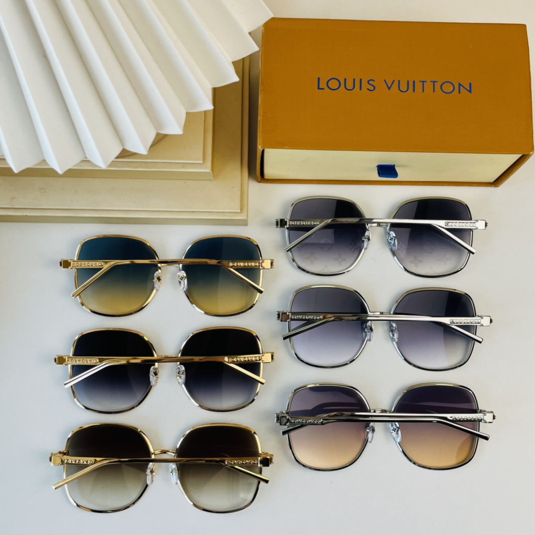 LV $52 gallery