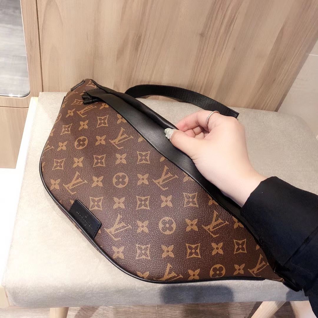 LV $53 gallery