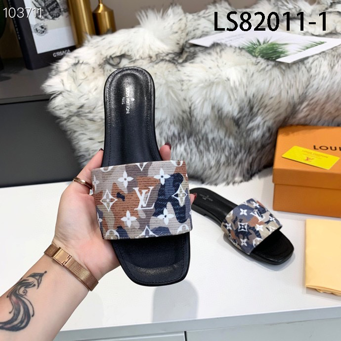 LV $53 gallery