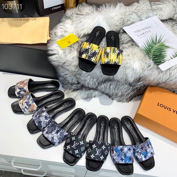 LV $53 gallery