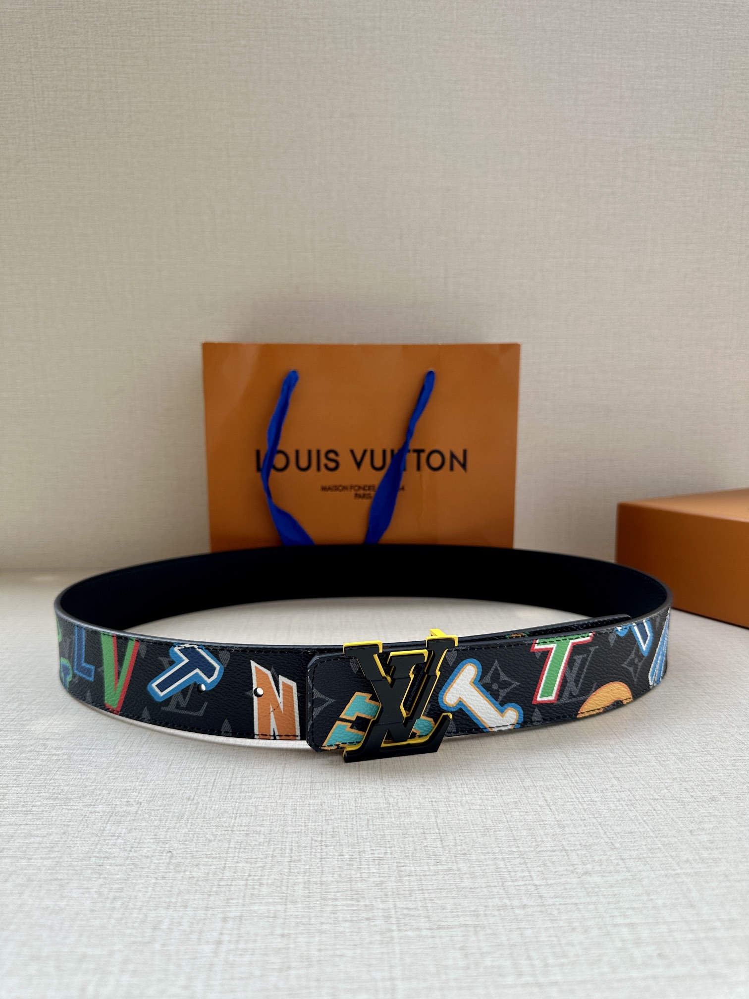 LV $54 gallery