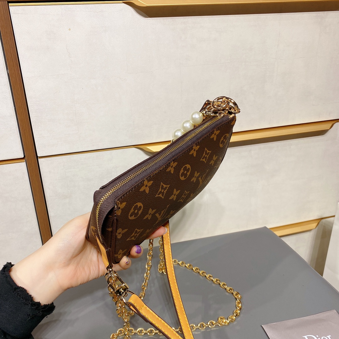 LV $54 gallery