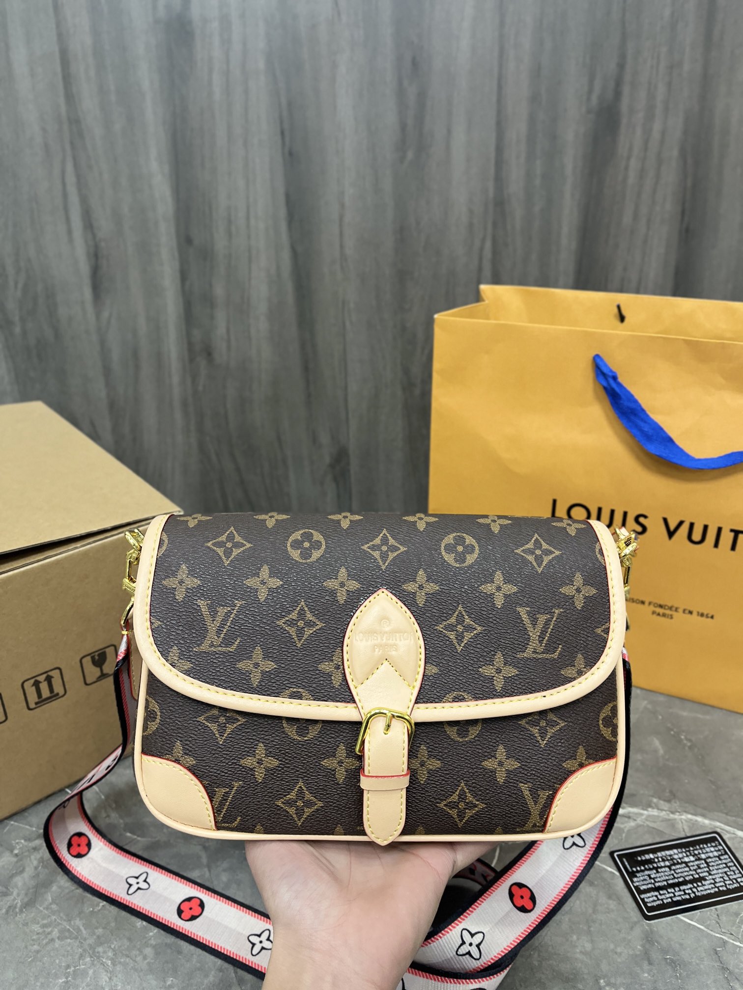 LV $55 gallery