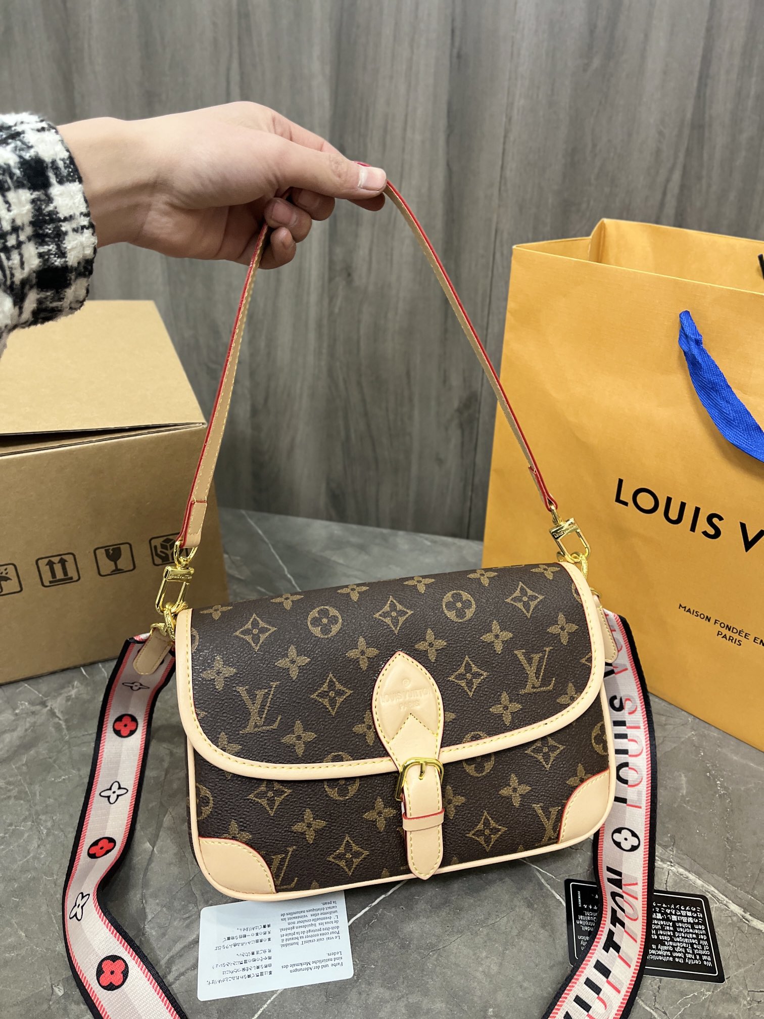 LV $55 gallery