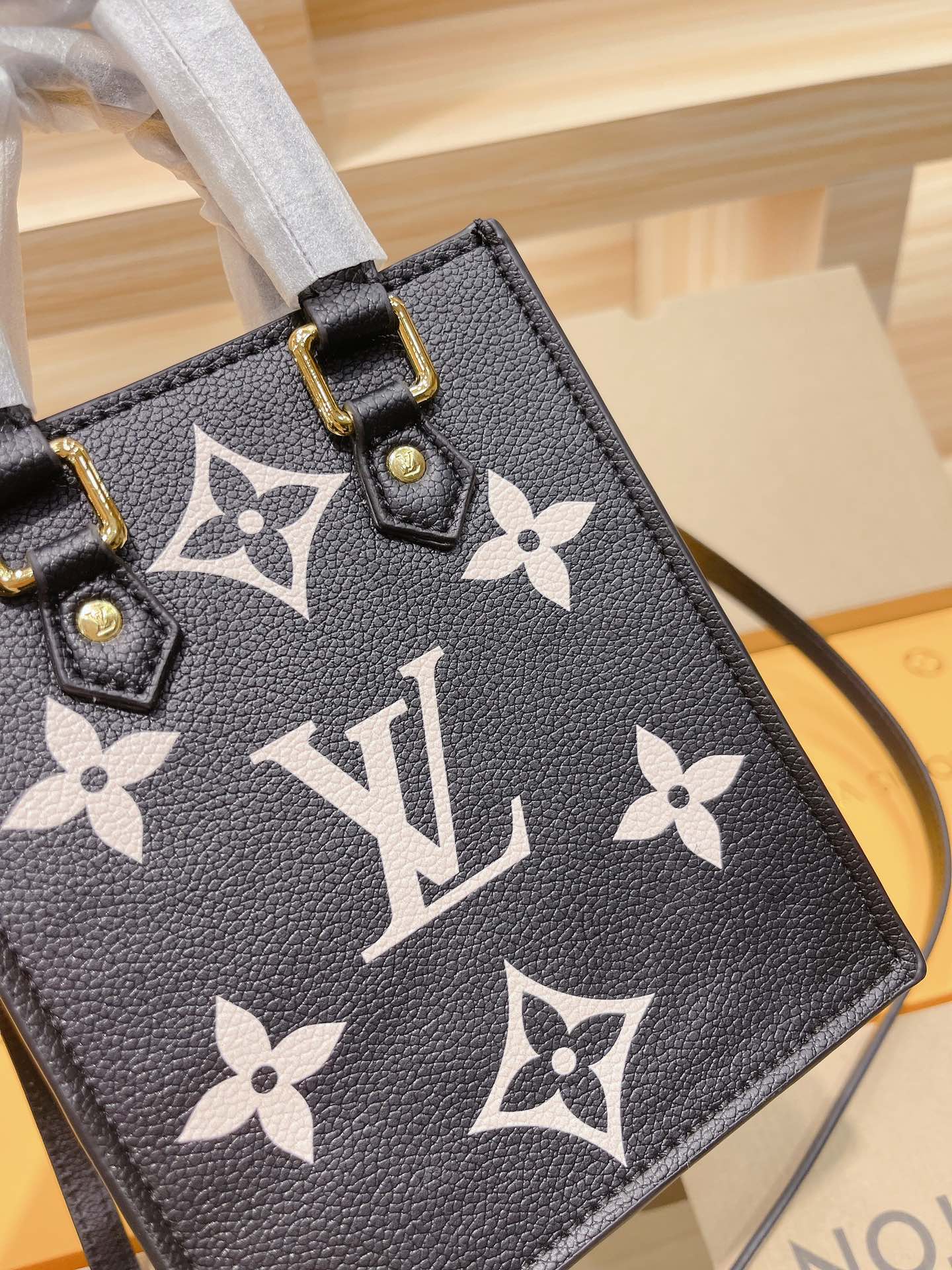 LV $58 gallery