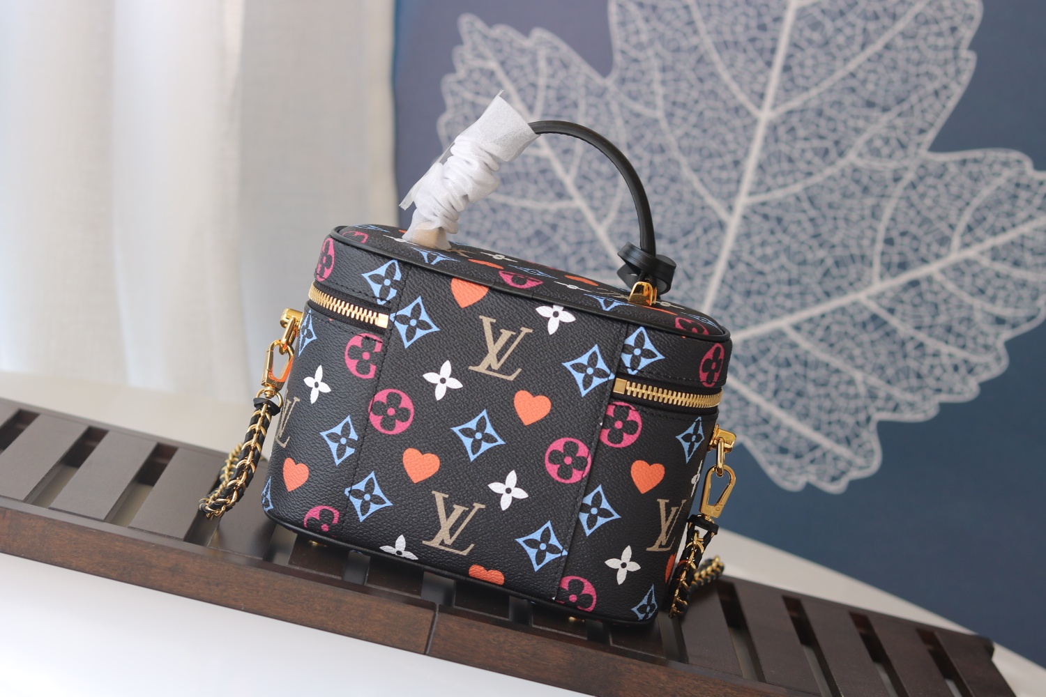 LV $58 gallery