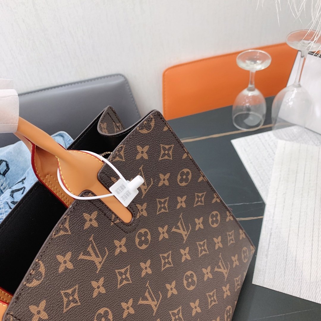 LV $58 gallery